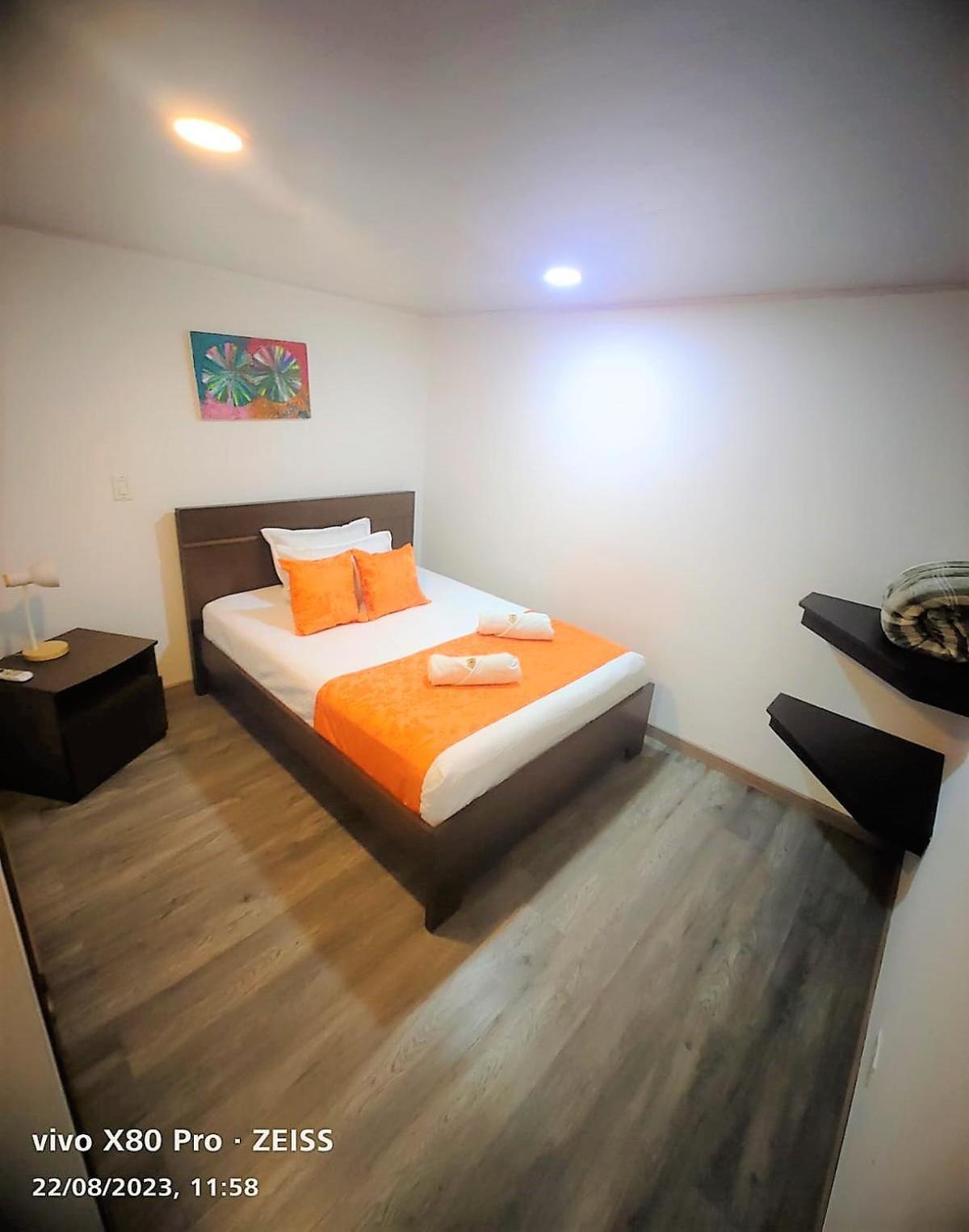Hotel Kristal Ferial Bogotá Exteriör bild